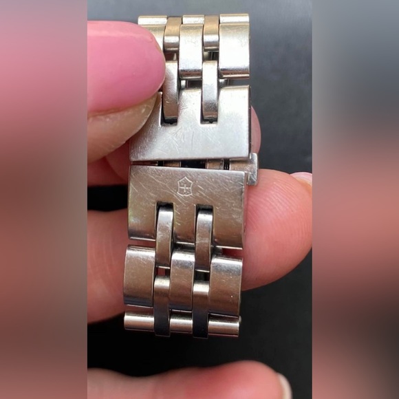 COPY - ~ Swiss Army Watch / Victorinox - Picture 4 of 5